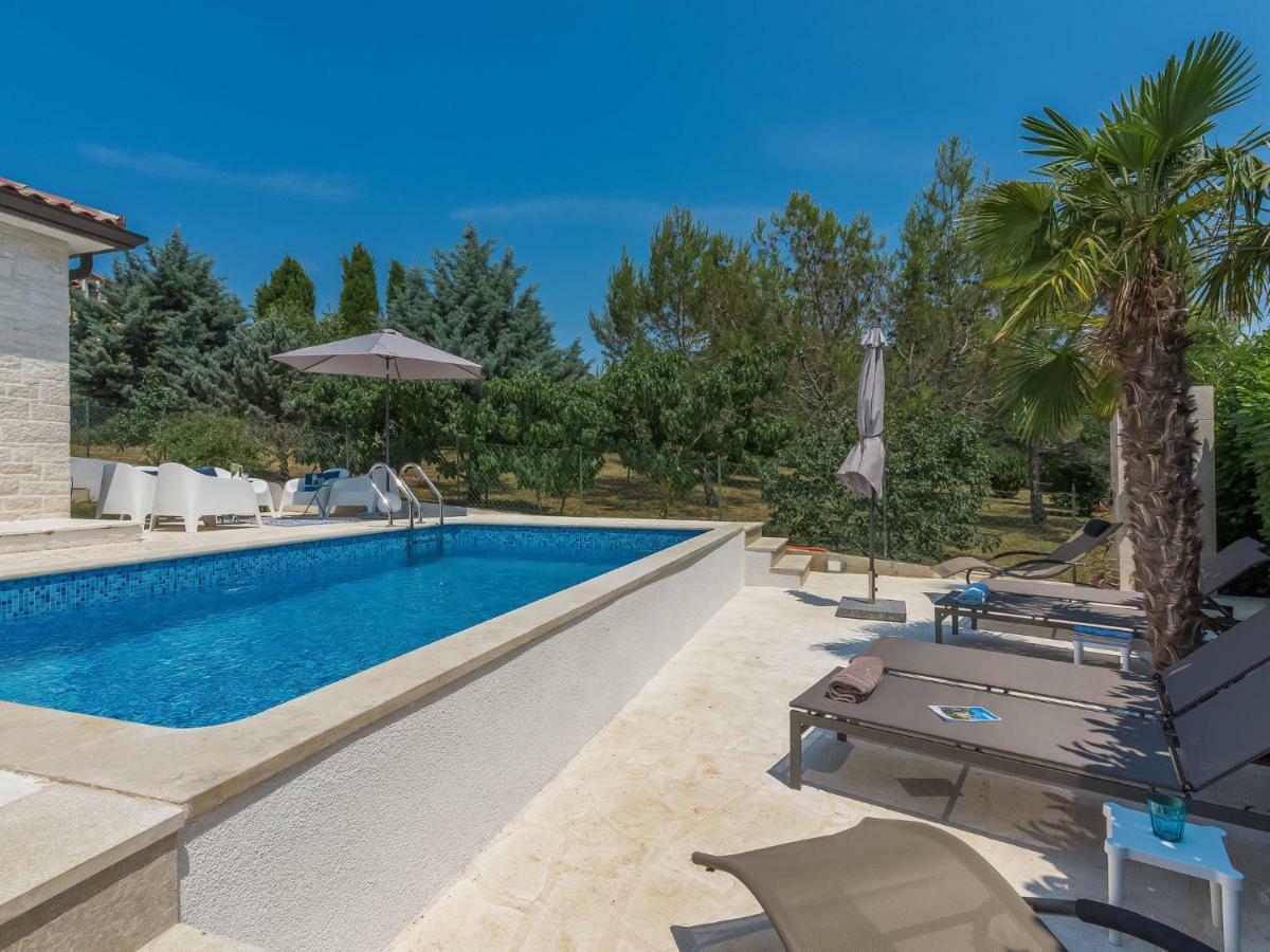 Holiday Home Villa Joy By Interhome Новиград Экстерьер фото