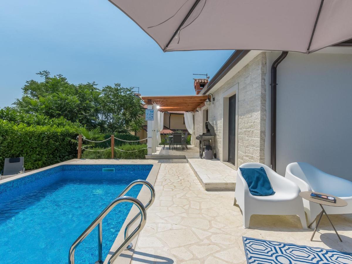 Holiday Home Villa Joy By Interhome Новиград Экстерьер фото
